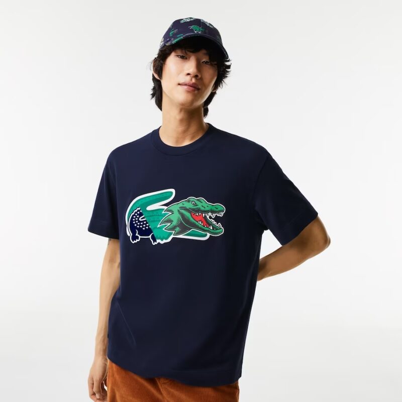Playera Lacoste Holiday oversize con estampado de cocodrilo para hombre